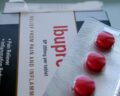 Ibuprofen i koronawirus. Oddzielamy fakty od fikcji