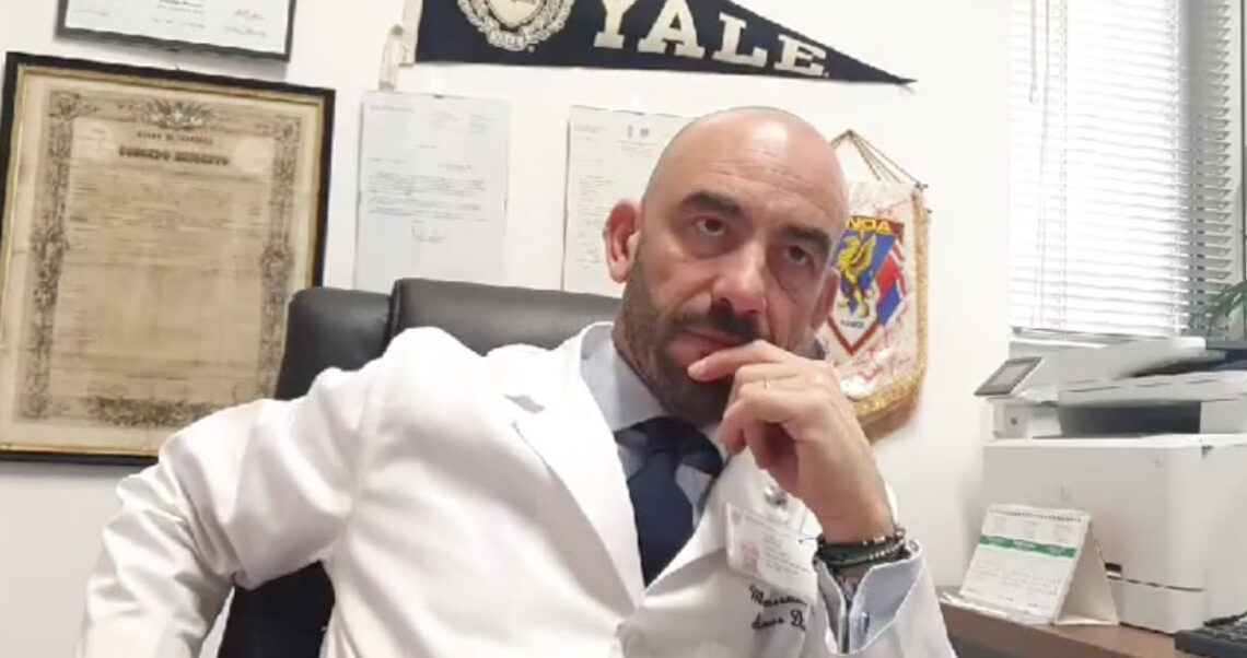 Nie, dyrektor szpitala w Genui nie twierdzi, że nikt nie zmarł na koronawirusa