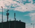Nie, Szwajcaria nie wstrzymała wdrażania 5G