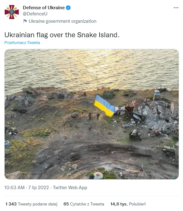 The Ukrainian flag is flying over the Snake Island. Source: Twitter.com