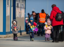 Czy uchodźcy z Ukrainy to tak naprawdę imigranci ekonomiczni? Analiza